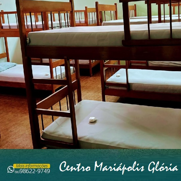 Quarto Coletivo com Ventilador